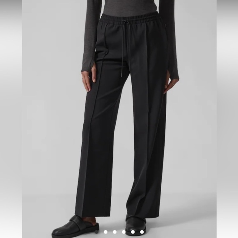 Athleta Endeavor Wide Leg Pants pants, NWT, black